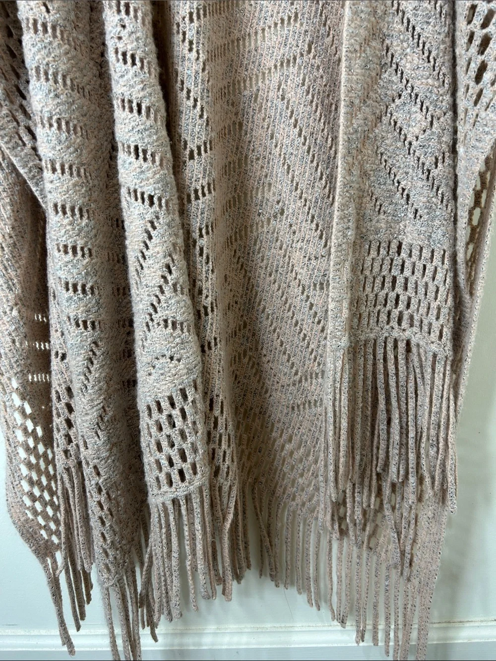 ANTHROPOLOGIE AKEMI + KIN Alva Wrap Tan Chevron Knit Fringe Poncho Cardigan OS